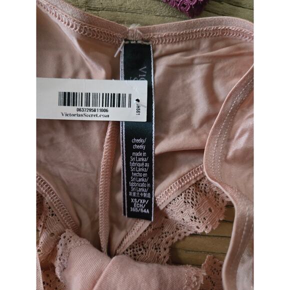 Victoria's Secret Very Sexy Cheeky Hipster Panty Bundle sz xSmall New - Picture 4 of 5